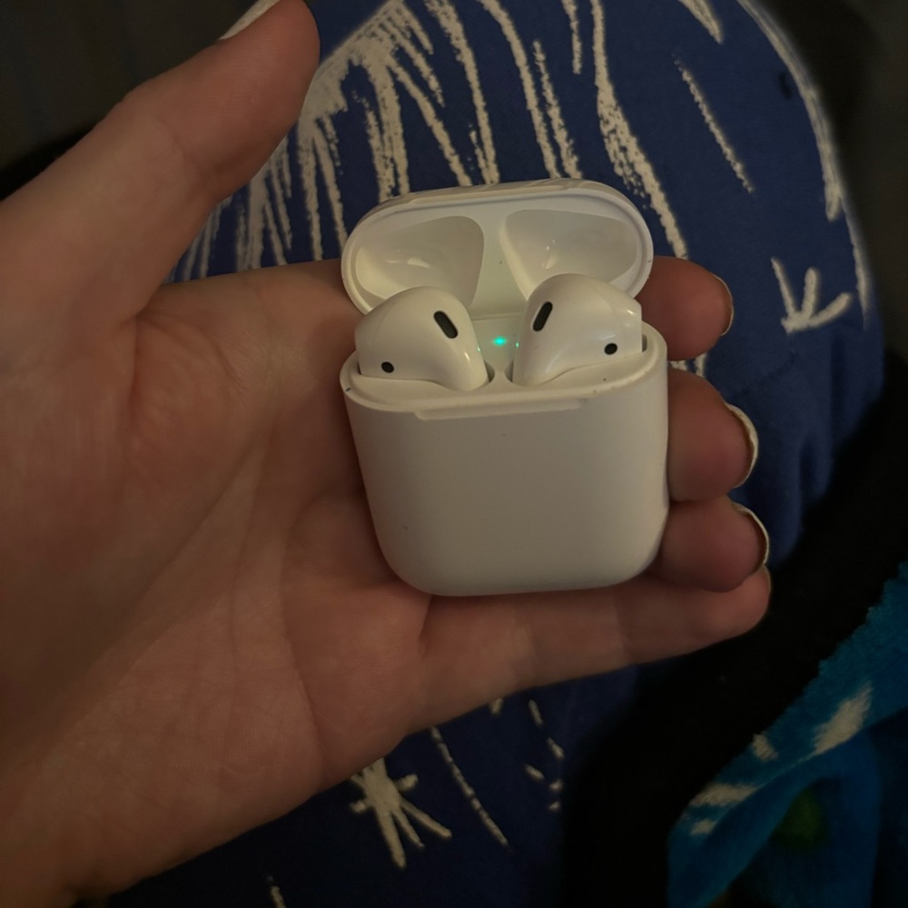 Generation 2 AirPods brand new